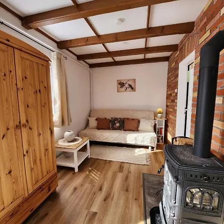 Derus Domb Vendeghazak Holiday park *