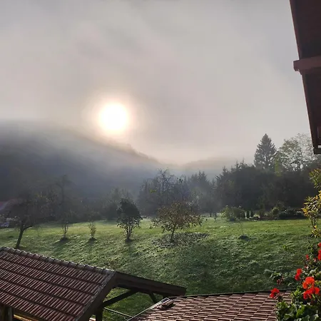 Derus Domb Vendeghazak Szuha