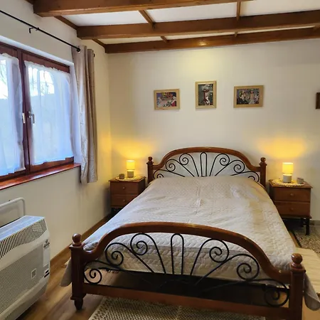 Derus Domb Vendeghazak Holiday park